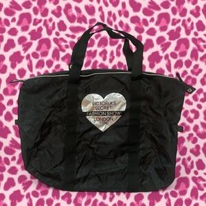 2014 Victorias Secret London Fashion Show • Black Duffel Bag Tote Silver Heart